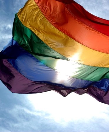 6fcf23842721211fdcd00e86ea107058